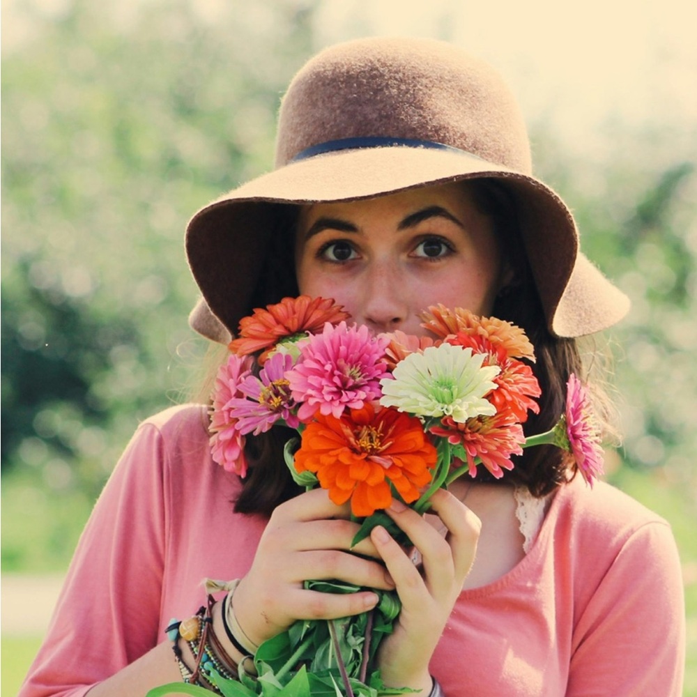 Meet your Posher, Leia